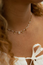 Charger l'image dans la galerie, Collier Lily *pierre de lune*