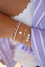 Charger l'image dans la galerie, Bracelet Marguerite *perles d’eau douce*