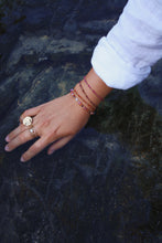Charger l'image dans la galerie, Bracelet Dahlia grenat
