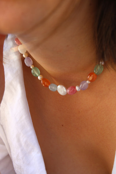 Collier April