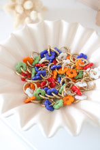Charger l&#39;image dans la galerie, Boucles Camelia
