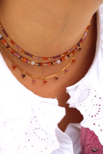 Collier Dahlia grenat