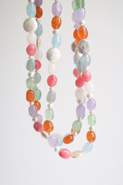 Collier April