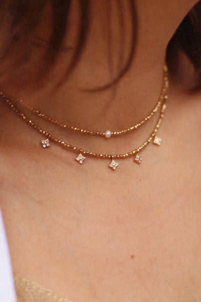 Collier Mahana